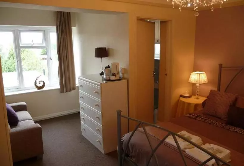 Bernay Hotel