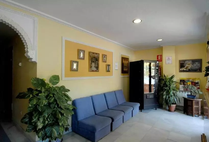 Hôtel (catégorie 1/2 *) Albero