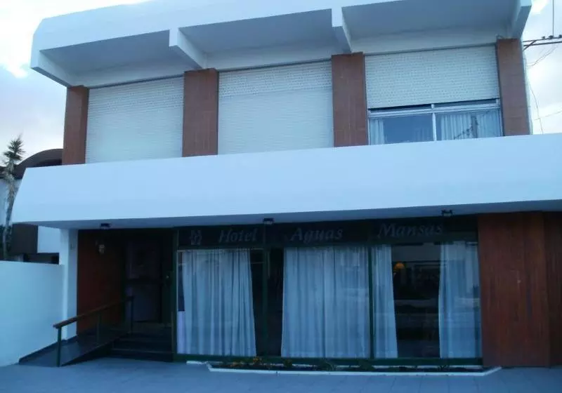 ホテル Aguas Mansas