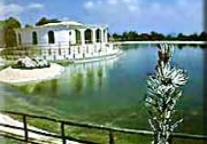 호텔 Ciudad del Cine