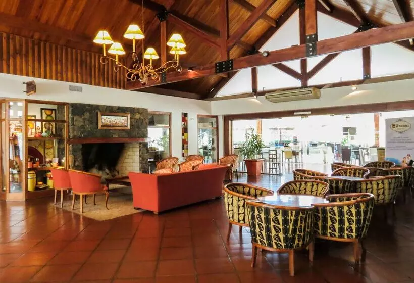 Howard Johnson Hotel & Spa Villa General Belgrano