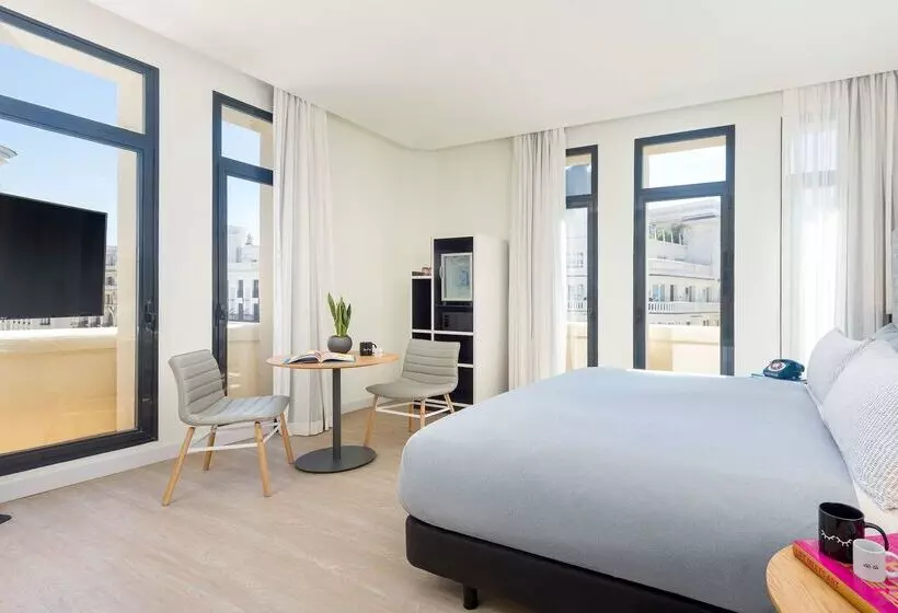 هتل Innside by Meliá Madrid Gran Vía
