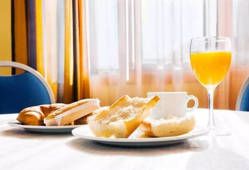 Отель La Canada