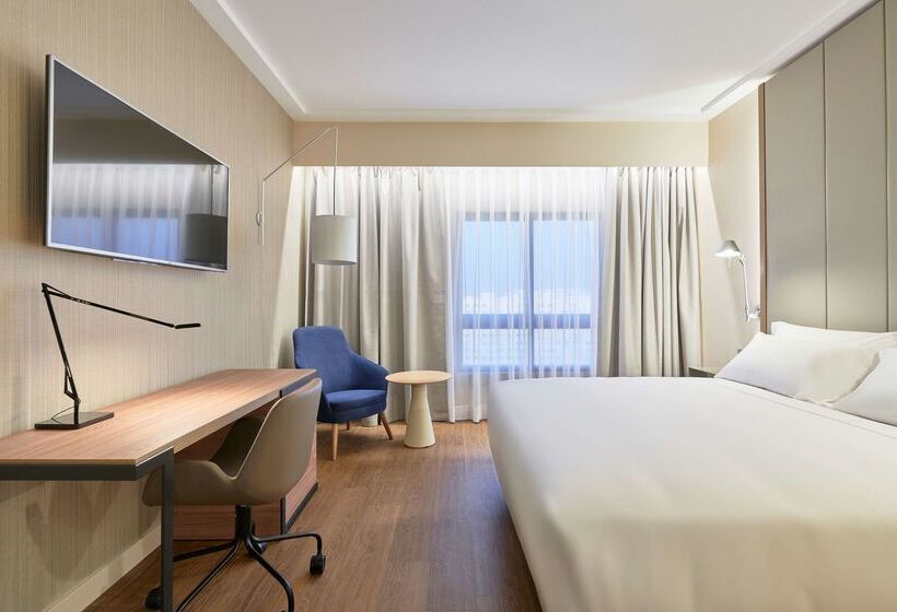 هتل NH Lisboa Campo Grande