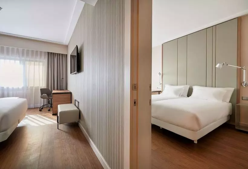 هتل NH Lisboa Campo Grande