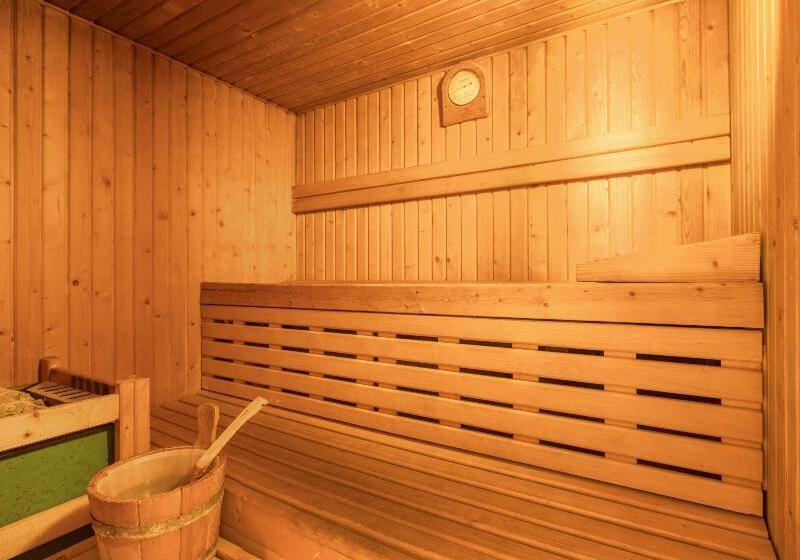 هتل NH Lisboa Campo Grande