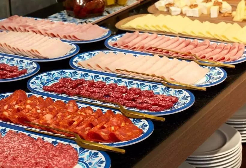 هتل NH Lisboa Campo Grande