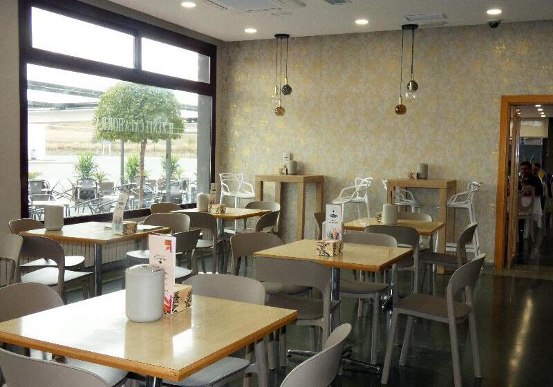 酒店 Nuevo Zenit Calahorra