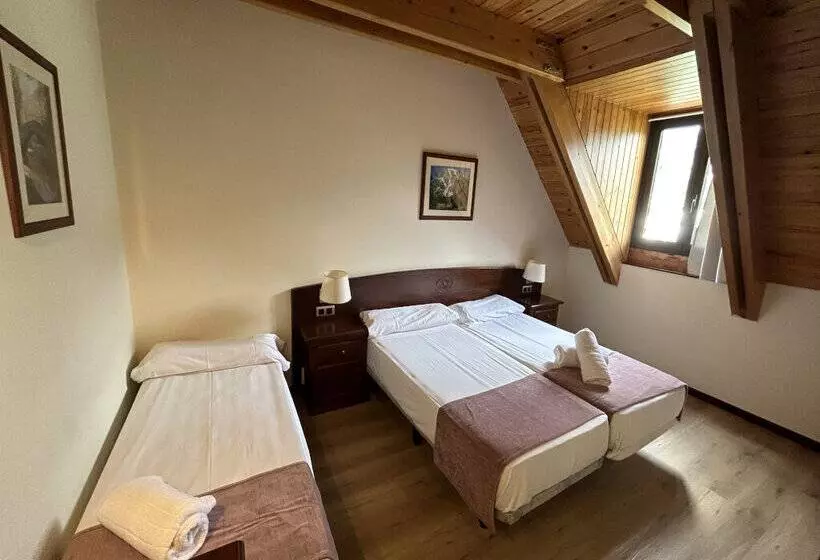 בית מלון כפרי Romànic