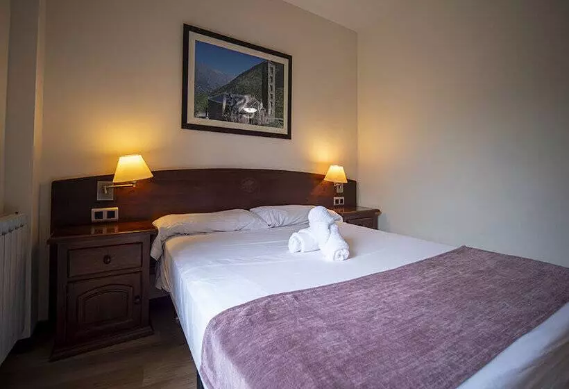 בית מלון כפרי Romànic