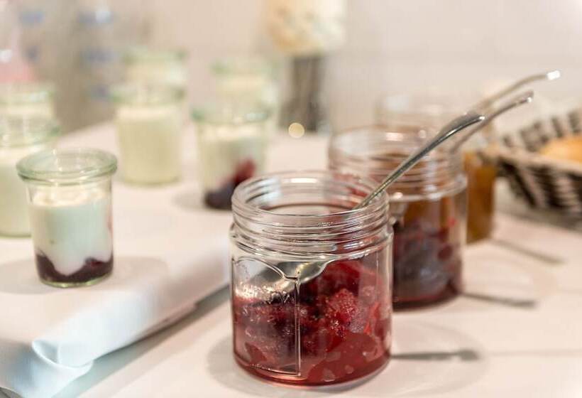 Niebieski Art Hotel & Spa