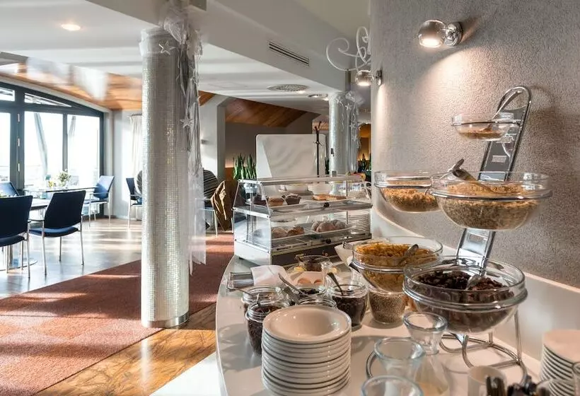 Niebieski Art Hotel & Spa