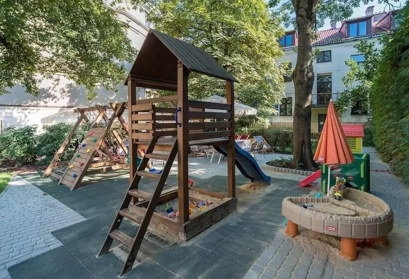 Niebieski Art Hotel & Spa