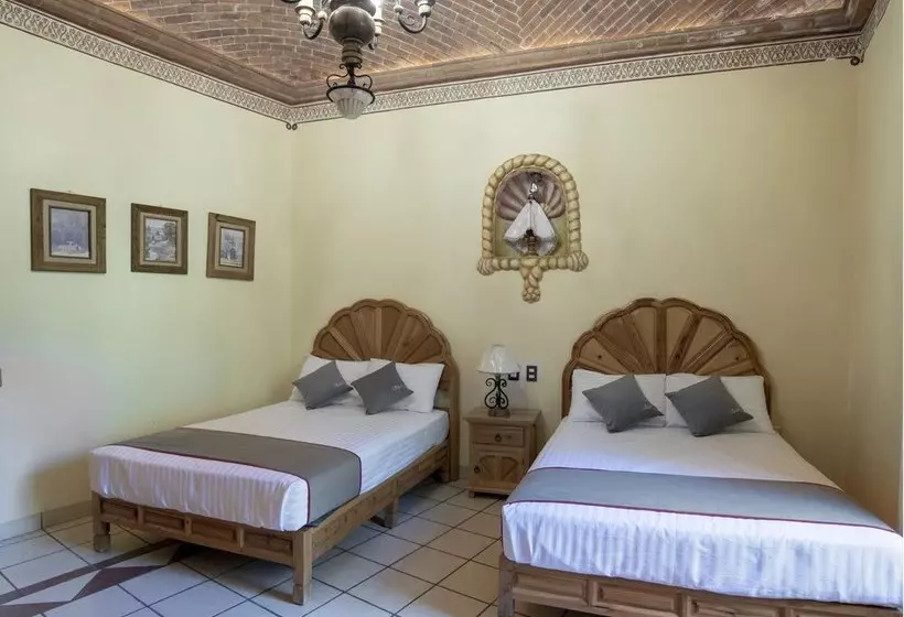 Hotelli Hacienda San Antonio Del Battan