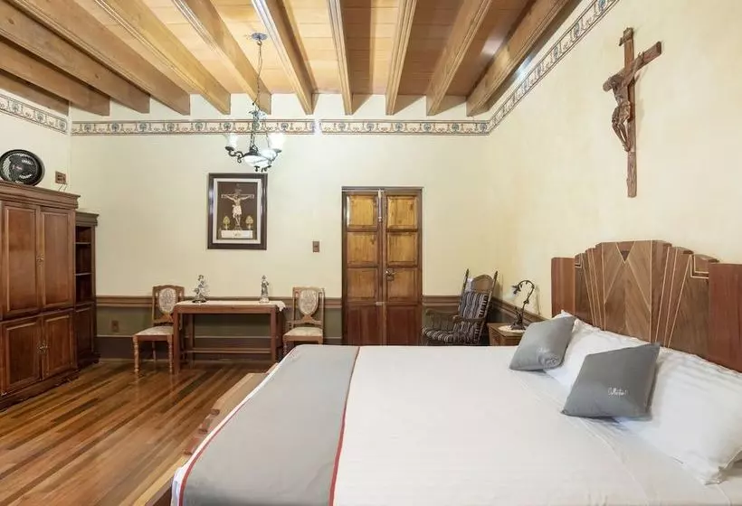 Hotelli Hacienda San Antonio Del Battan