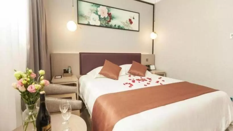 ホテル Gya Jiaxing Tongxiang City Century Avenue