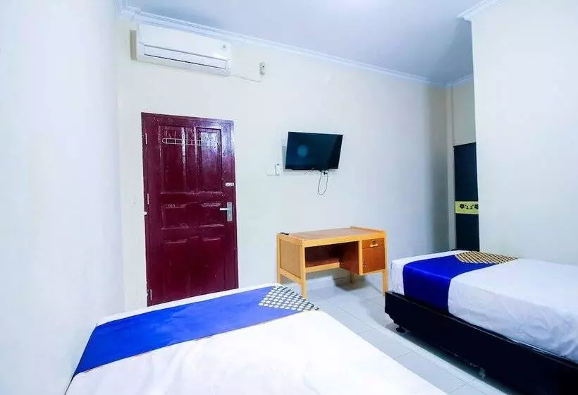 ホテル Spot On 2370 Berkah Homestay Syariah