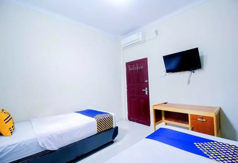 ホテル Spot On 2370 Berkah Homestay Syariah