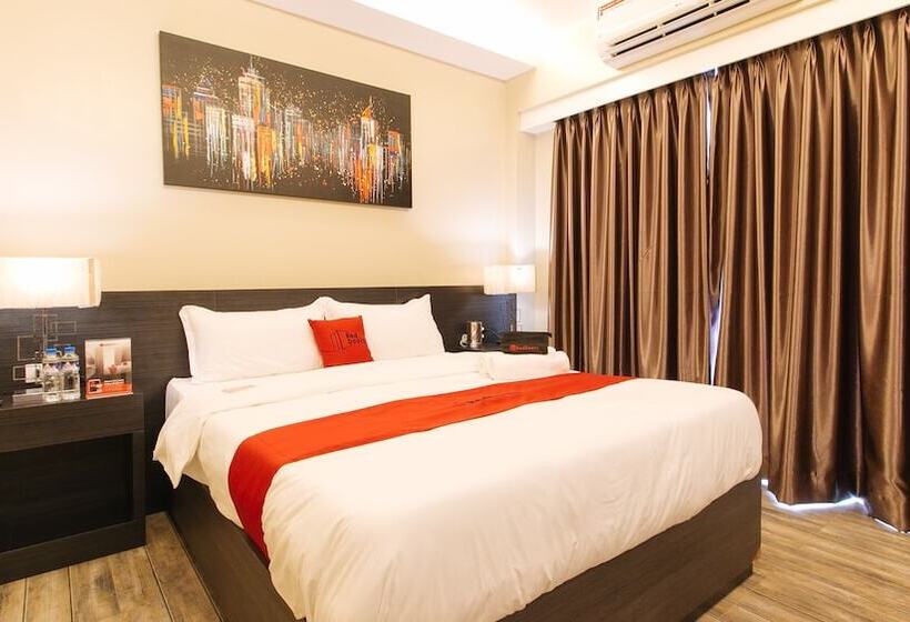 ホテル Reddoorz @ Ambiens Place Dagupan