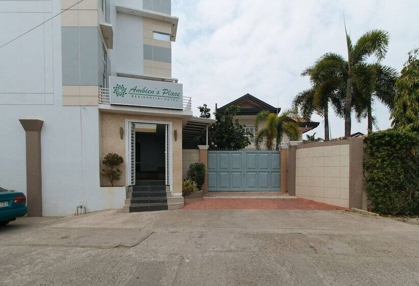 ホテル Reddoorz @ Ambiens Place Dagupan