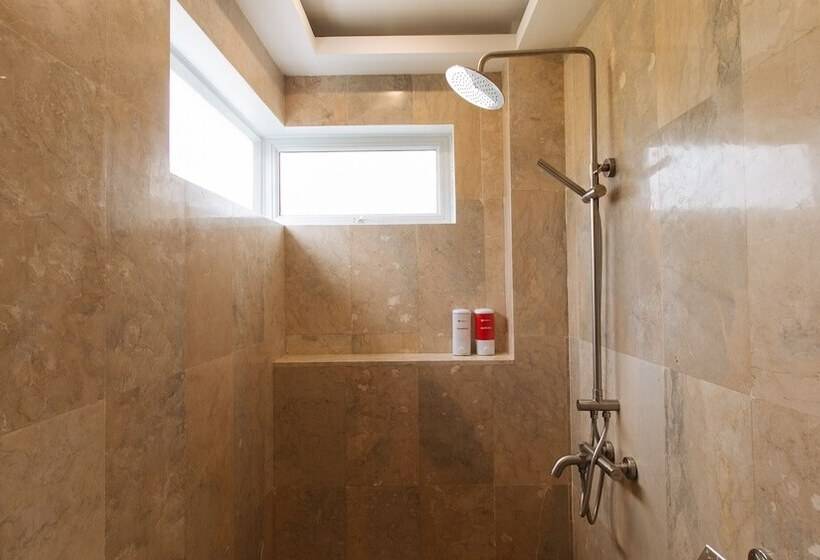 ホテル Reddoorz @ Ambiens Place Dagupan