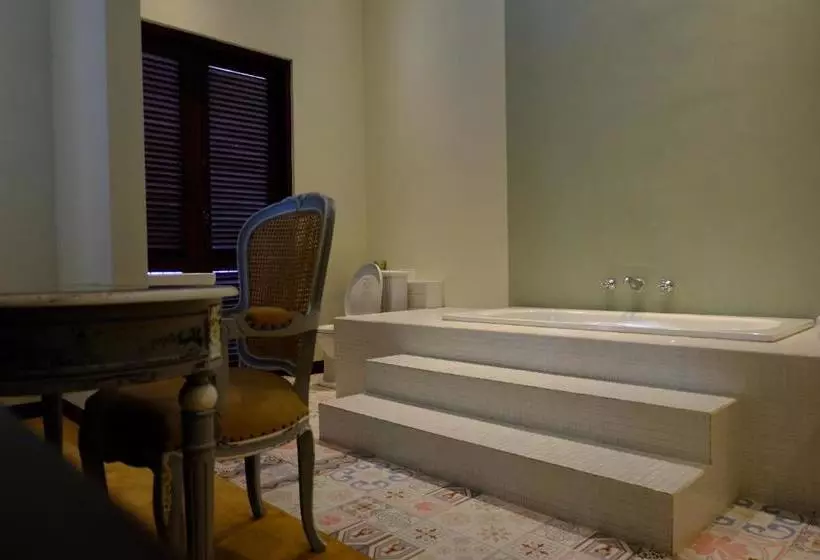 Pensiune Mom's Corner