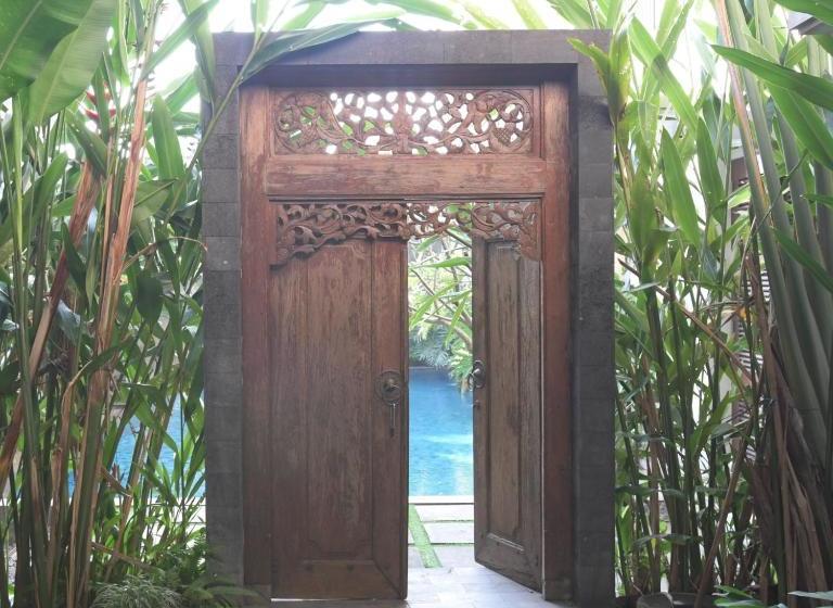 膳宿费 Mom's Corner