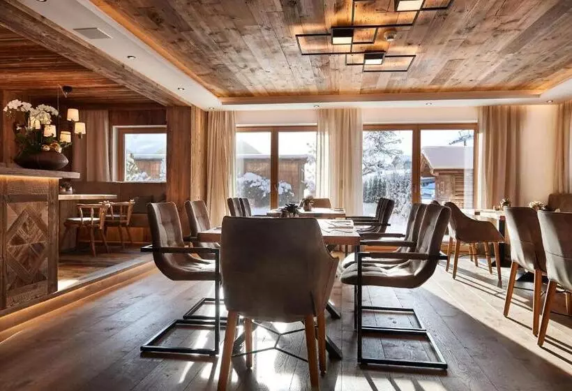 ペンション Das Goldners