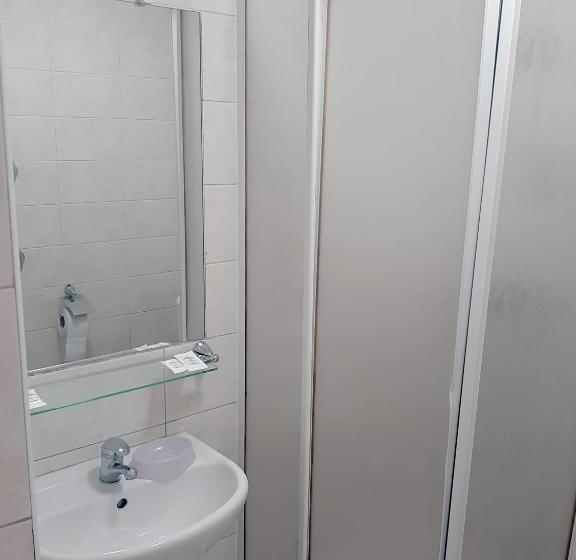 مُتل Kambarių Nuoma šiauliai Saurida