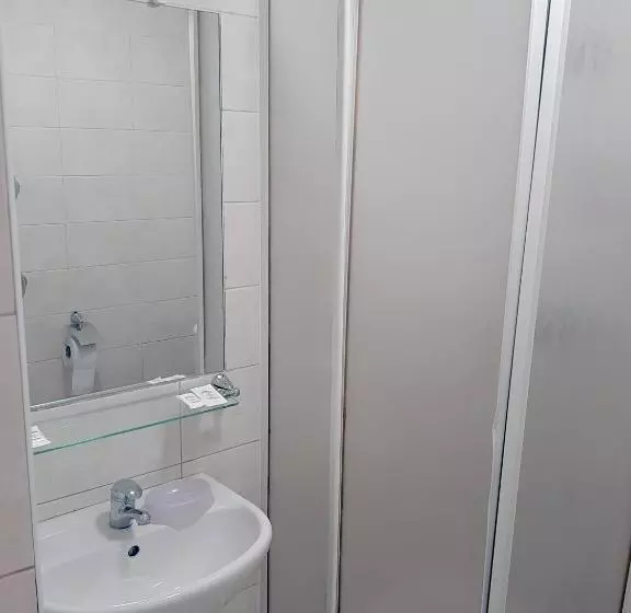 مُتل Kambarių Nuoma   šiauliai Saurida