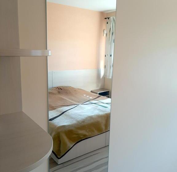 مُتل Kambarių Nuoma šiauliai Saurida