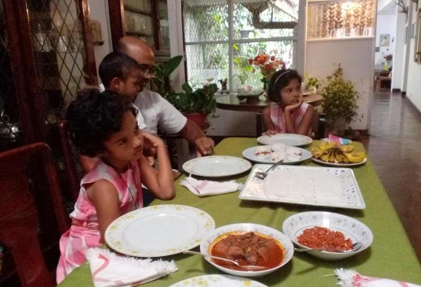 Pensionat Abha Family Friendly Apartment