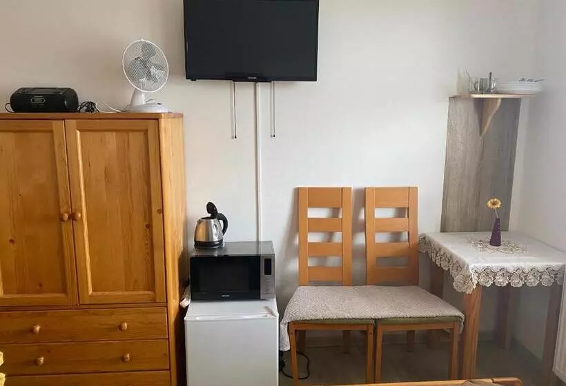 Majatalo Rybářská Restaurace A Penzion U Horáků