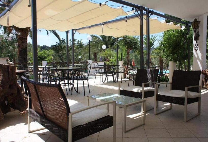 تختخواب و صبحانه Vila Sejuda