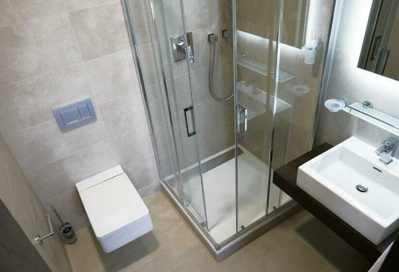 Szálloda Harmony Medical & Wellness Free Parking, 1,8km From The Center