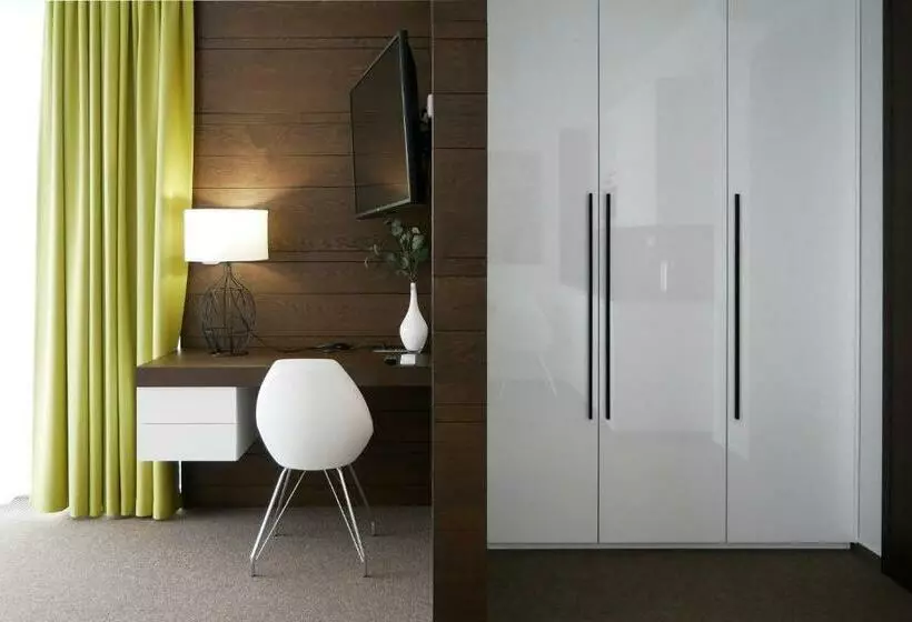 Hotelli Harmony Medical & Wellness Free Parking, 1,8km From The Center