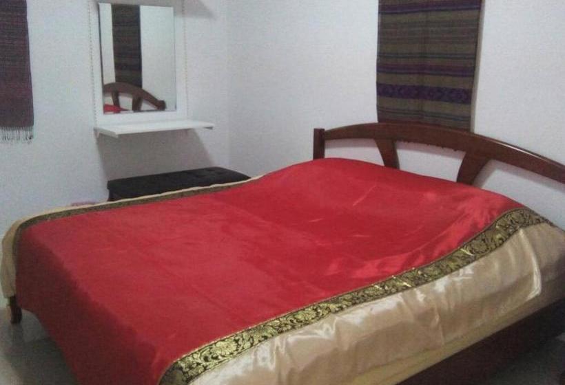 Отель Oyo 640 Baan Phuduan