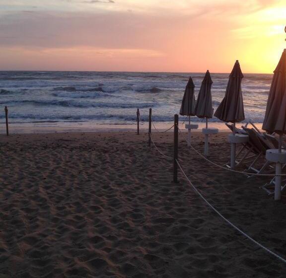 膳宿费 La Zattera Camere