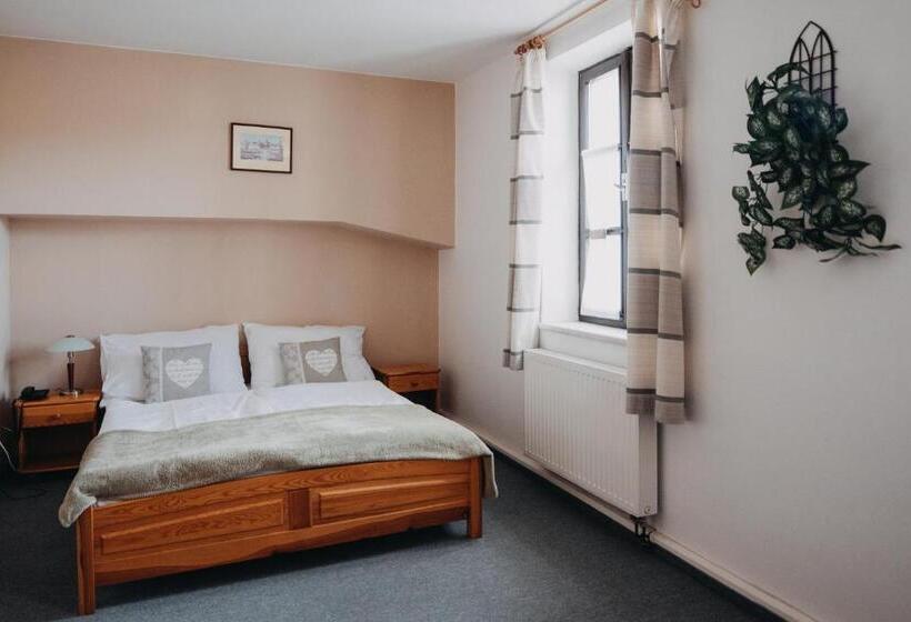 ホテル červený Mlýn