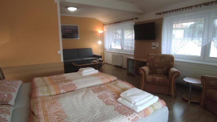 Пансион H+m Penzion