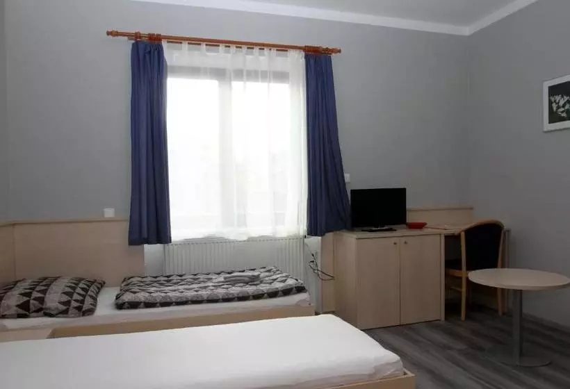 Majatalo Penzion Markéta Chrudim