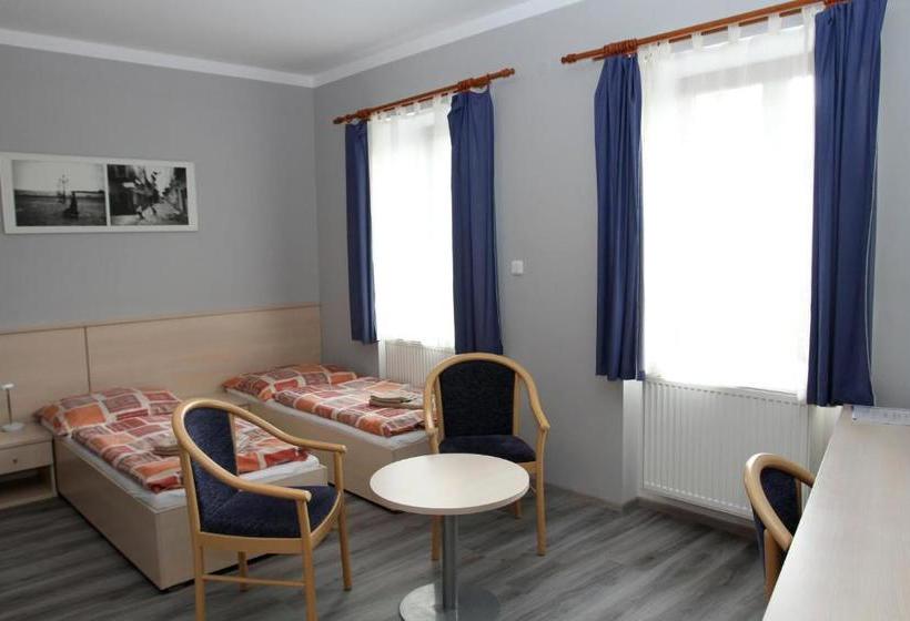 פנסיון Penzion Markéta Chrudim