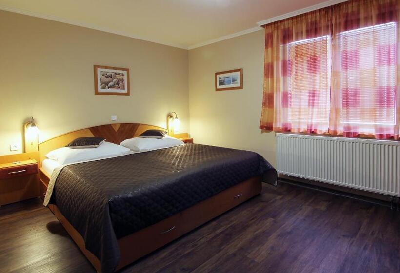 ペンション Penzion U Vlků