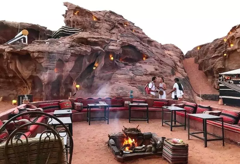 تختخواب و صبحانه Petra Sand Mars Camp
