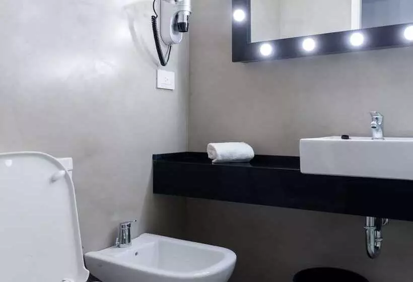 هتل Ibis Styles Buenos Aires Florida