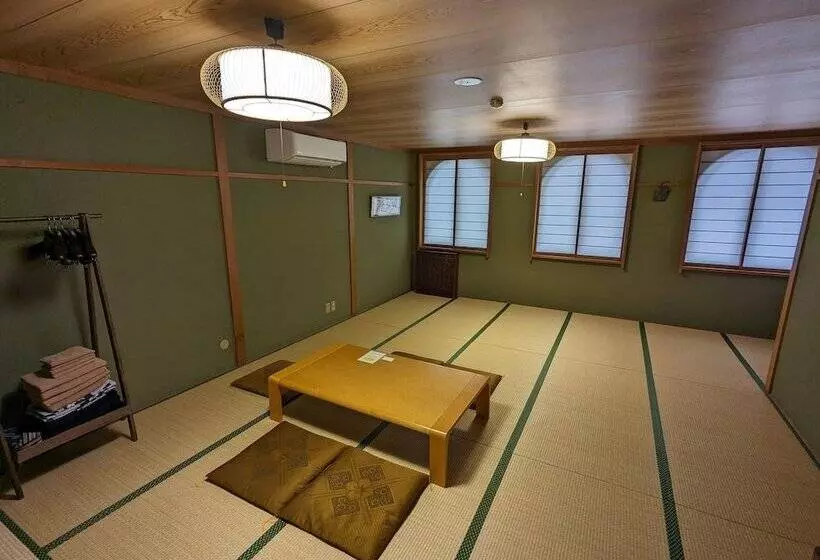 Hotelli Lodge Atelier