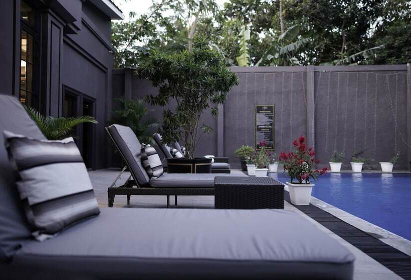 فندق Sofia Boutique Residence