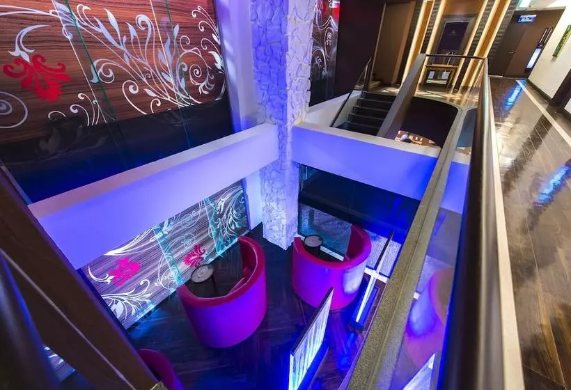 Water Hotel Ry   Adults Only