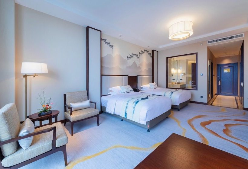 Hotel Wuhu Macrolink Legend