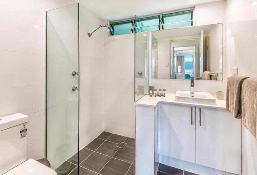 Lagoon Beachfront Lodge 201 On Hamilton Island By Hamorent